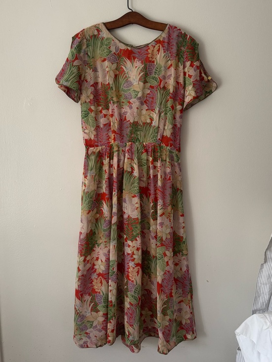 Dresses & Skirts - Vintage 1940s 50s Cotton Tropical Floral Keyhole Dress.